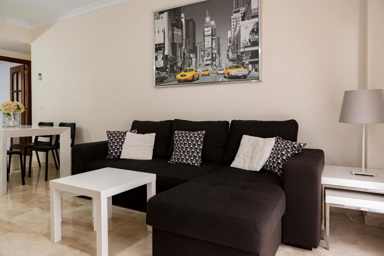 Апартаменты Apartamento Malaga Jalon Экстерьер фото